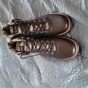 Jambu women's waterproof black boots Like New